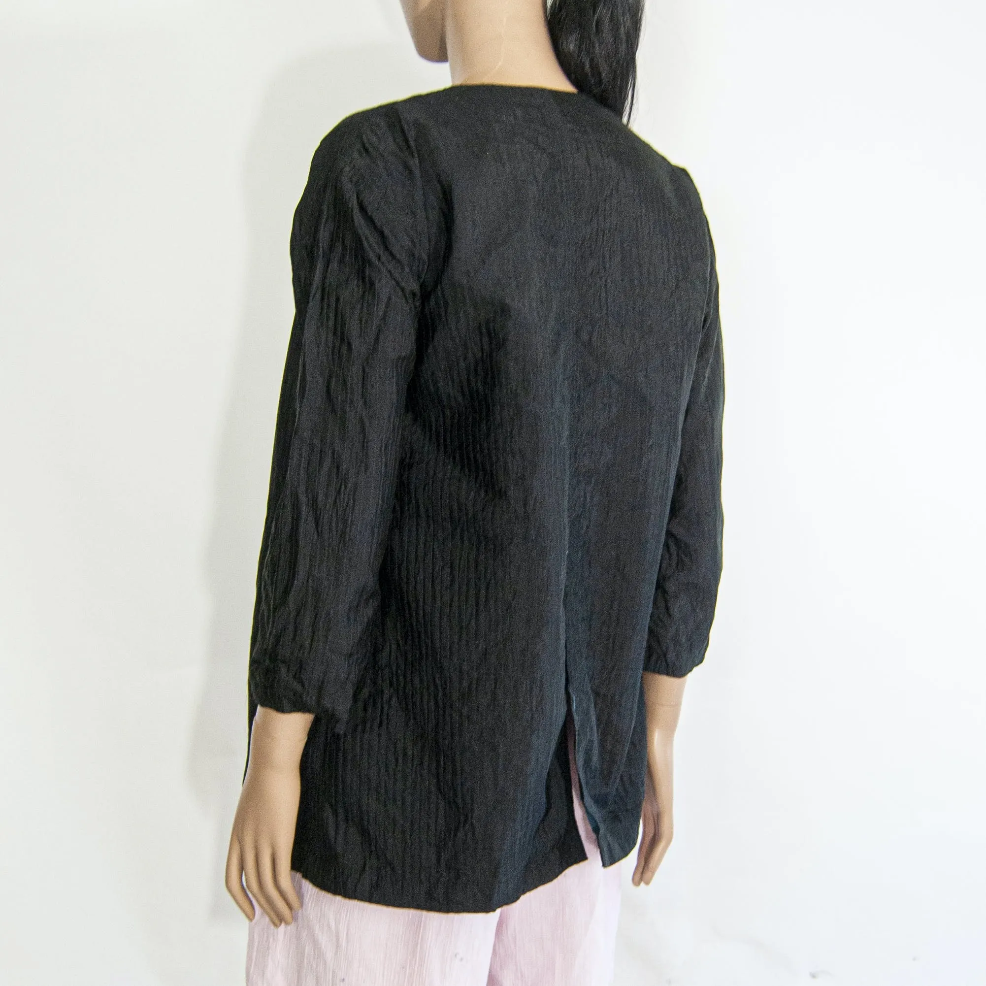 00's Black Textured Kimono Top by Holly in Hanoi