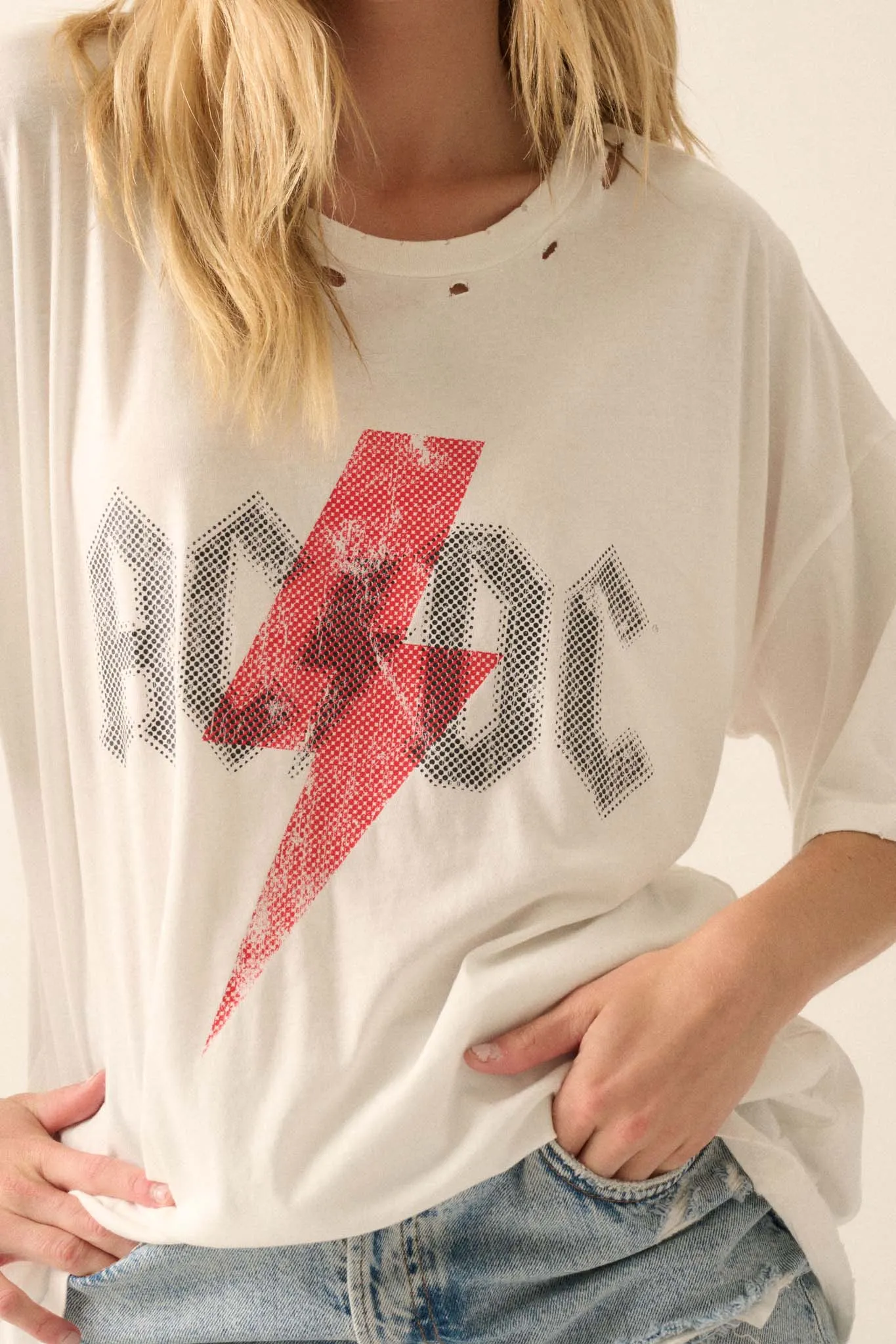 AC/DC Vintage-Print Logo Distressed Graphic Tee