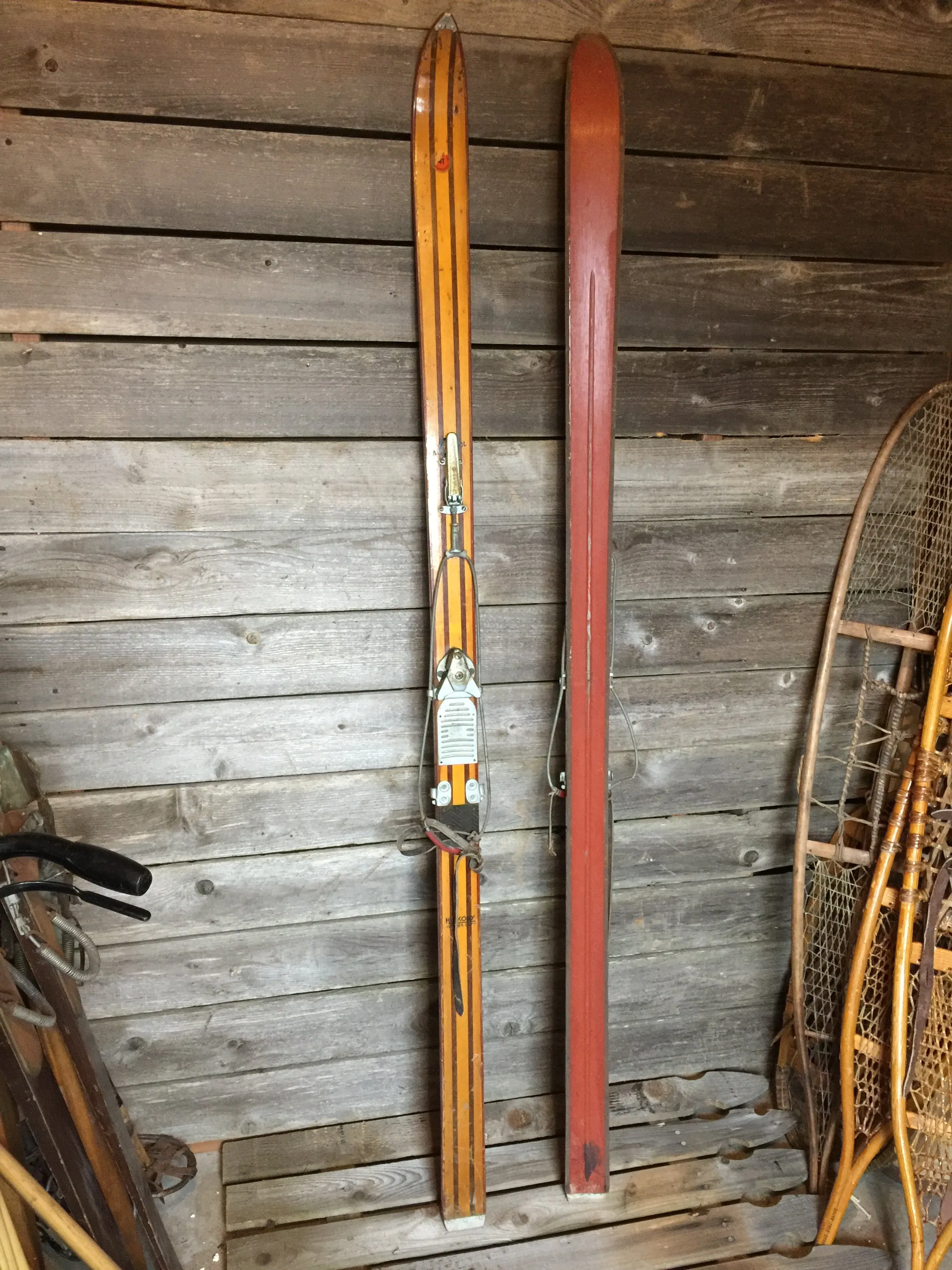 Antique Rossignol Skis