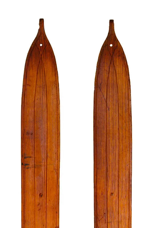 Antique Strand Skis