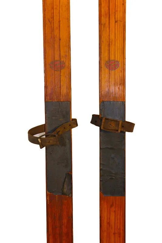 Antique Strand Skis