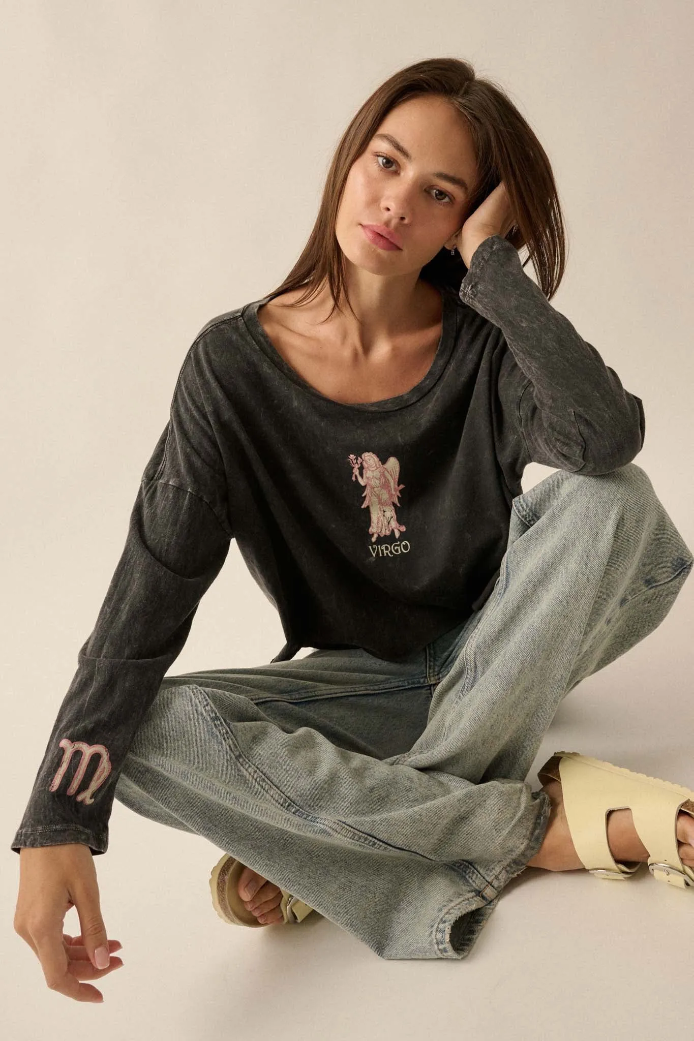 Astrology Girl Cropped Long-Sleeve Graphic Tee