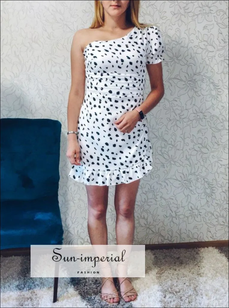 Asymmetrical Black White Polka Dot Dress One Shoulder Short Sleeve Ruffle Summer Ruched Mini Dress