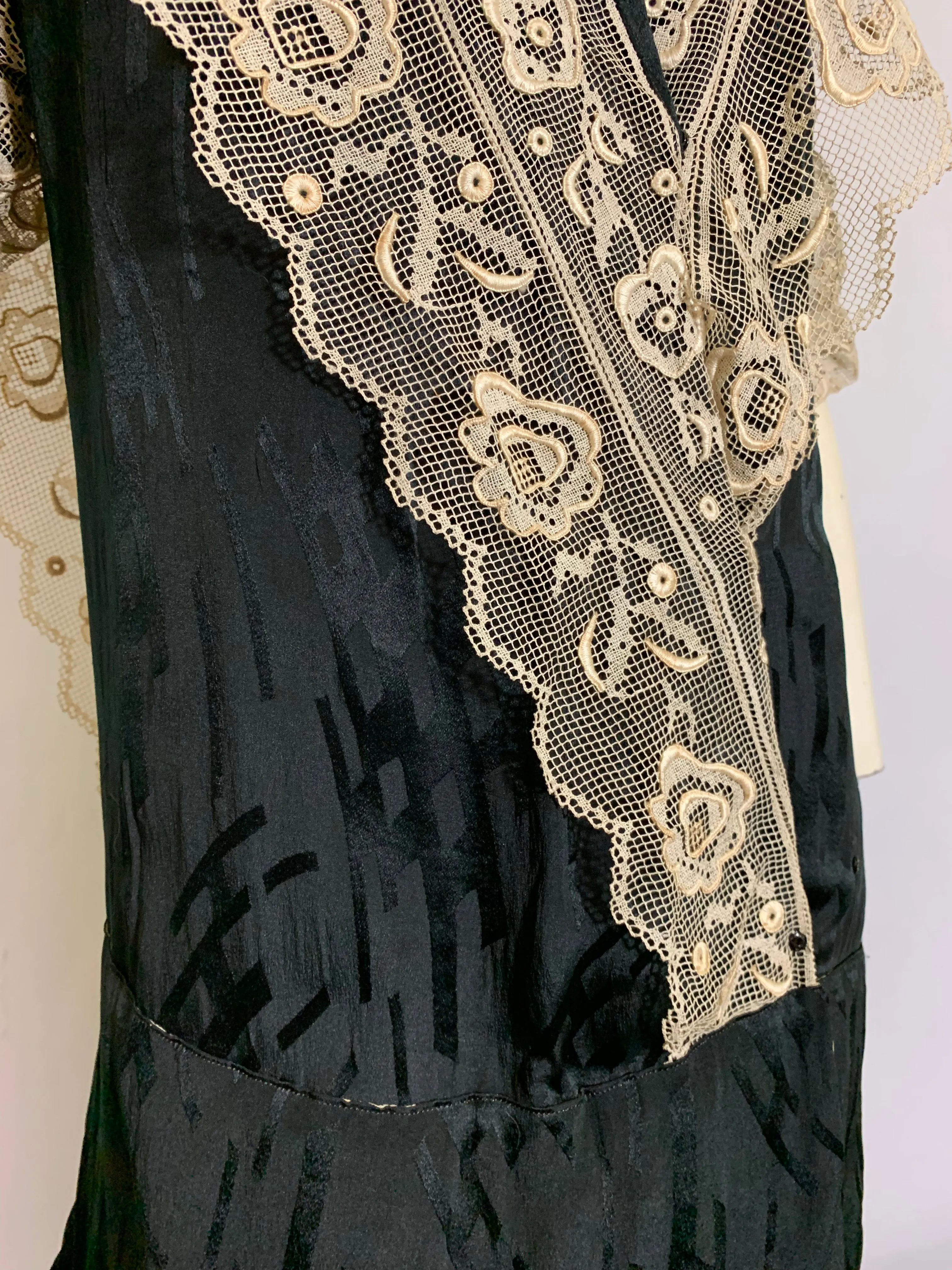 Black Silk Dropped Waist Dress with Wide Lace Trim circa 1920s