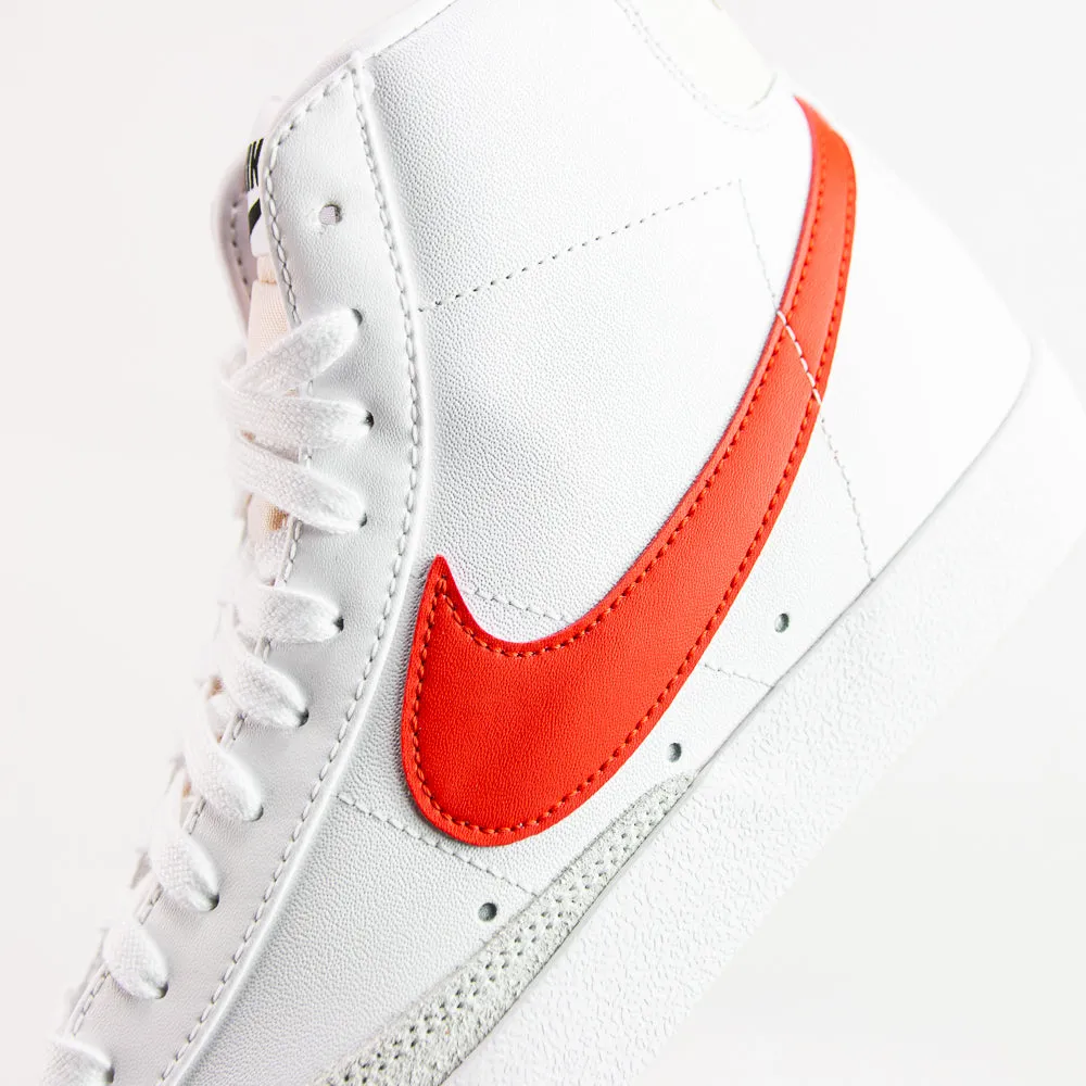 Blazer Mid ‘77 Vintage (White/Picante Red-Coconut Milk)