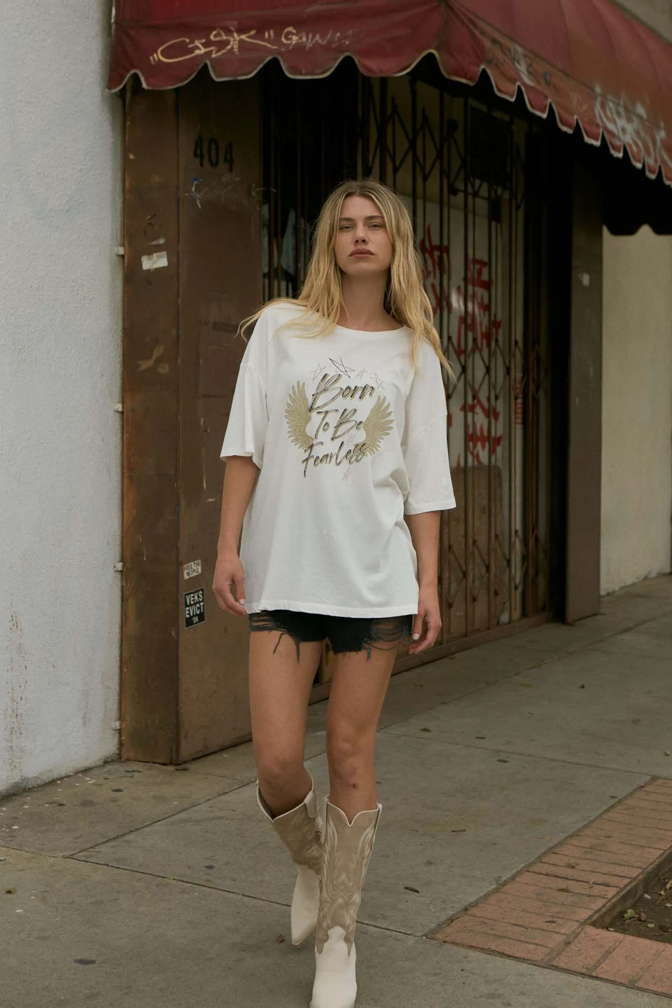 Born to be Fearless Oversize Graphic Tee