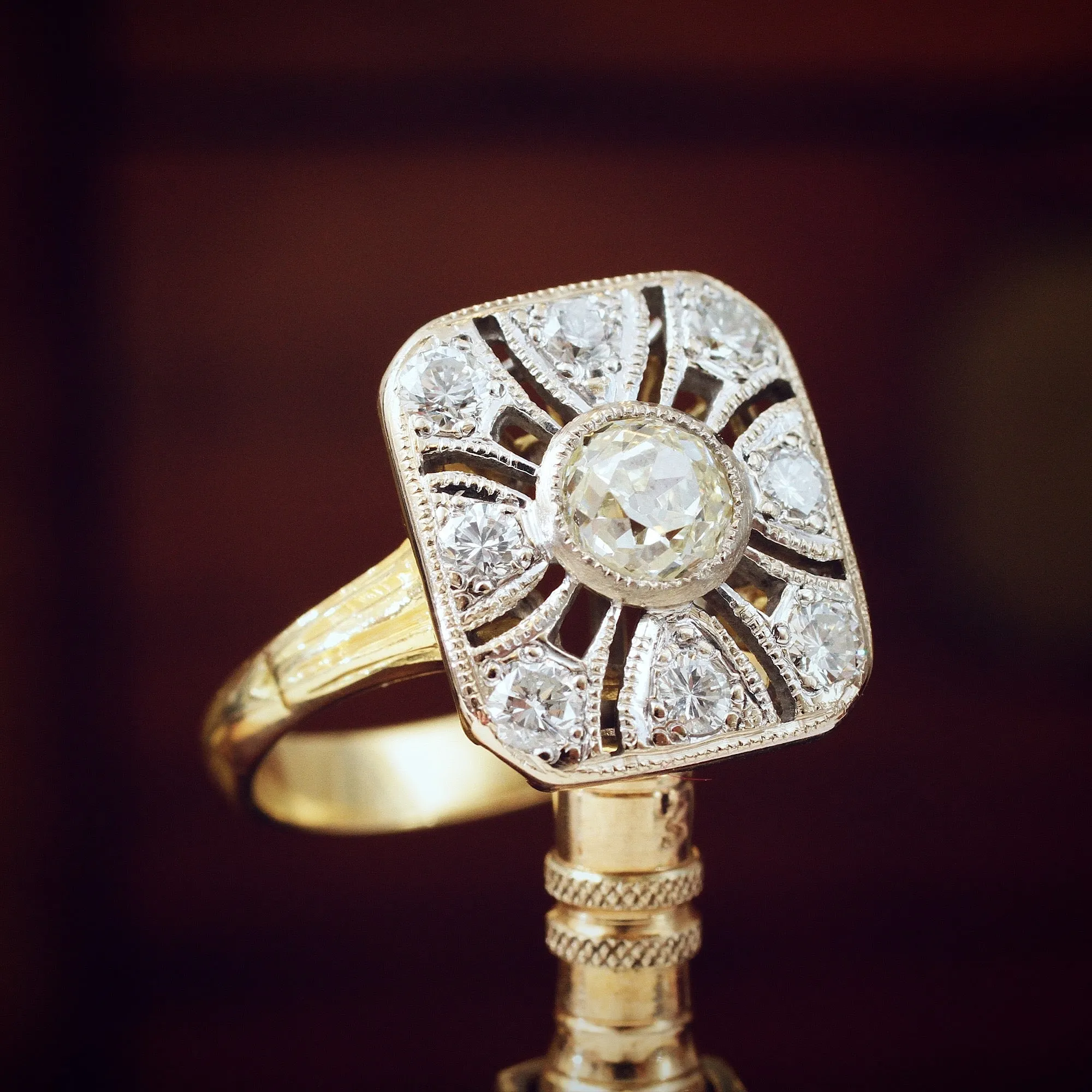 FABULOUS Vintage Art Deco Diamond Panel Ring