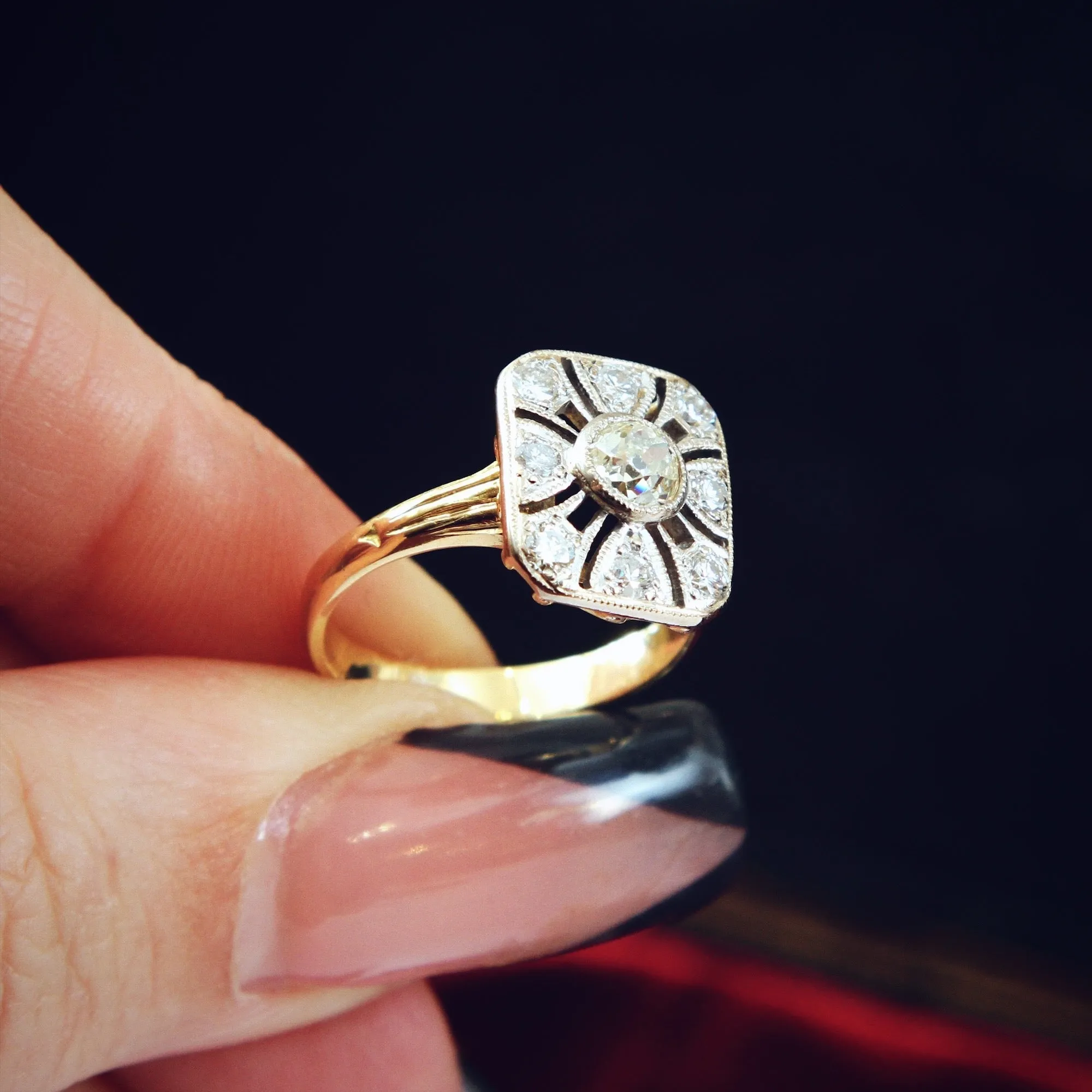 FABULOUS Vintage Art Deco Diamond Panel Ring