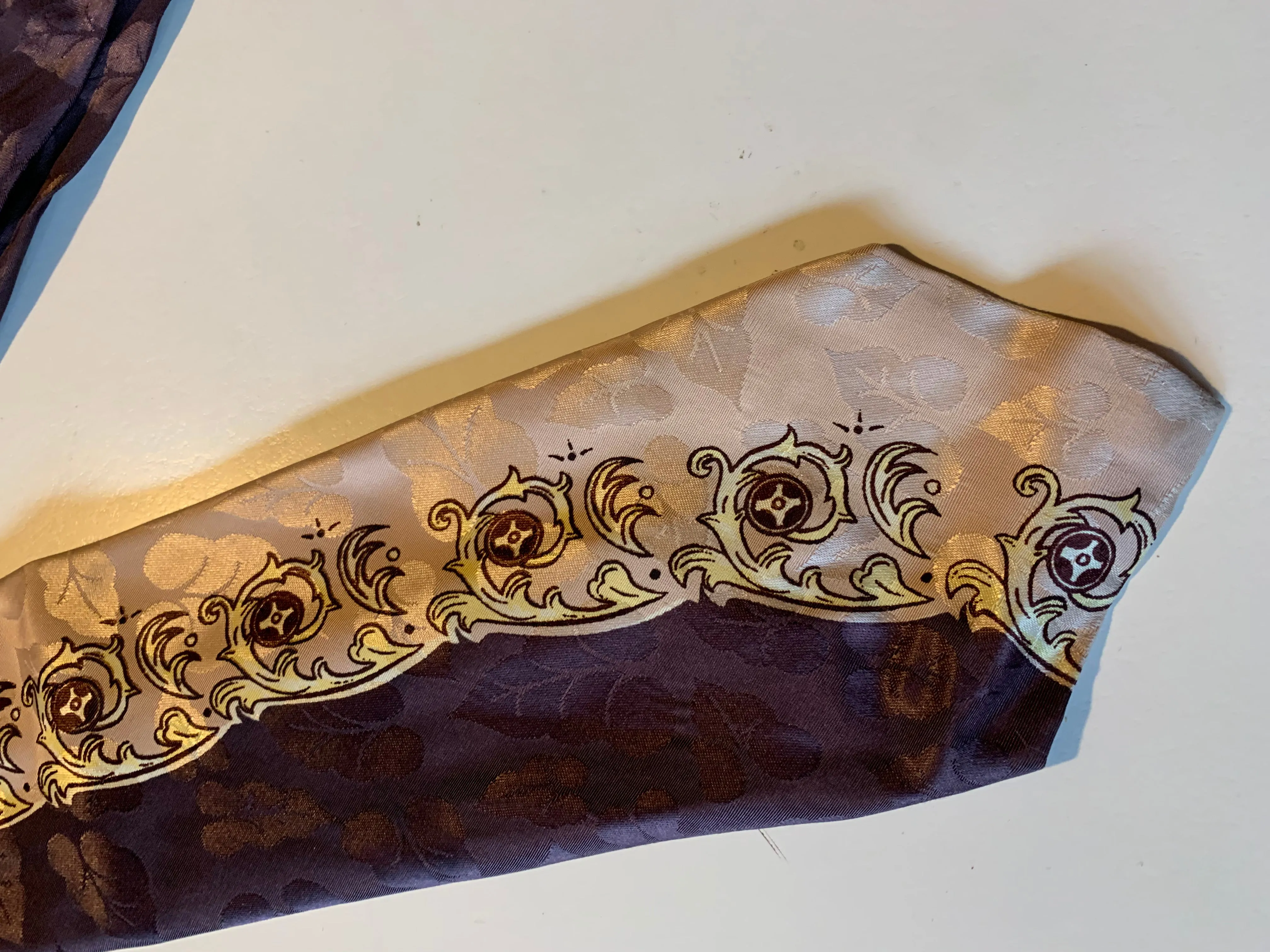 Filigree Print Plum and Pale Rose Silk Men's Tie circa 1940s