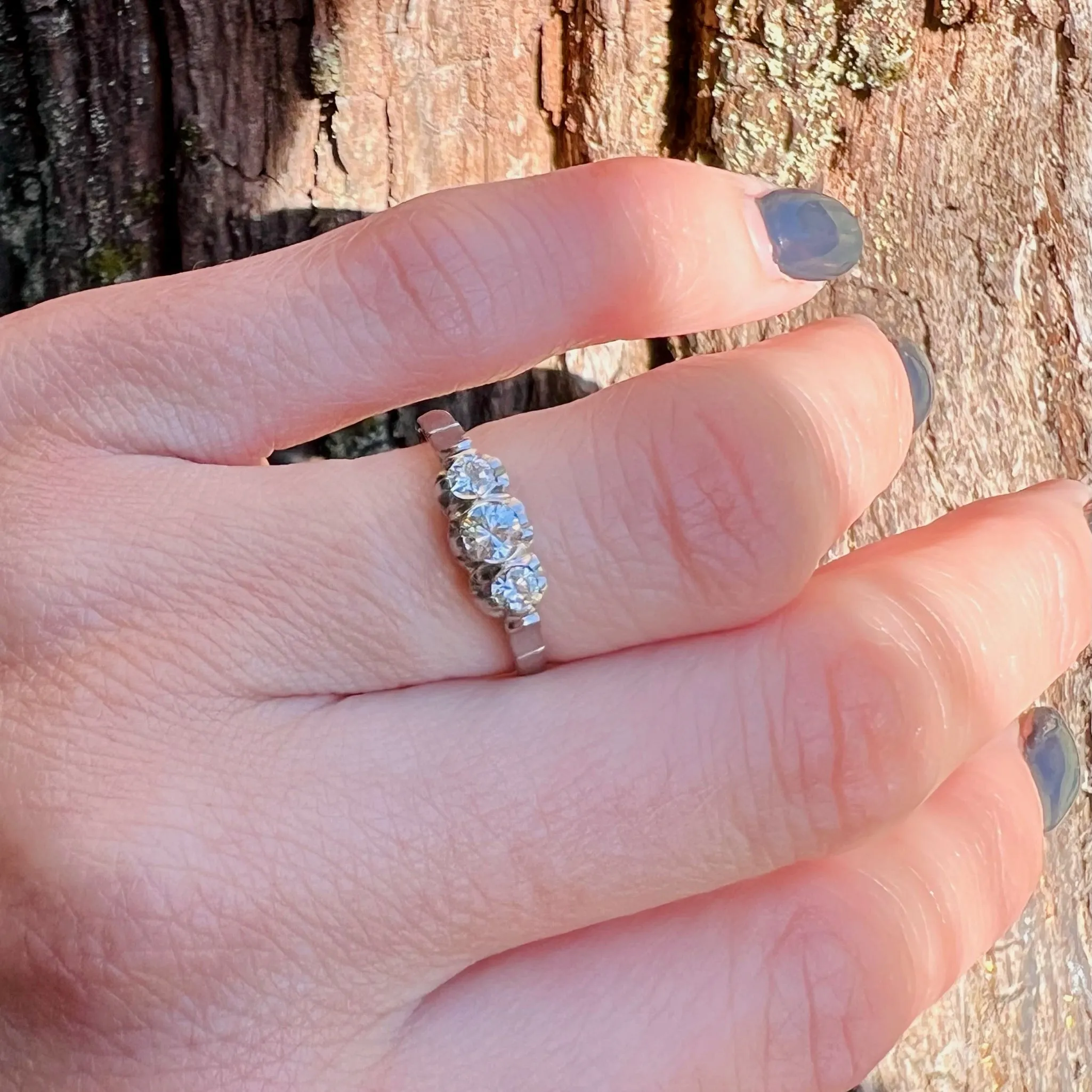 Glittering Art Deco Diamond & Platinum Trilogy Ring