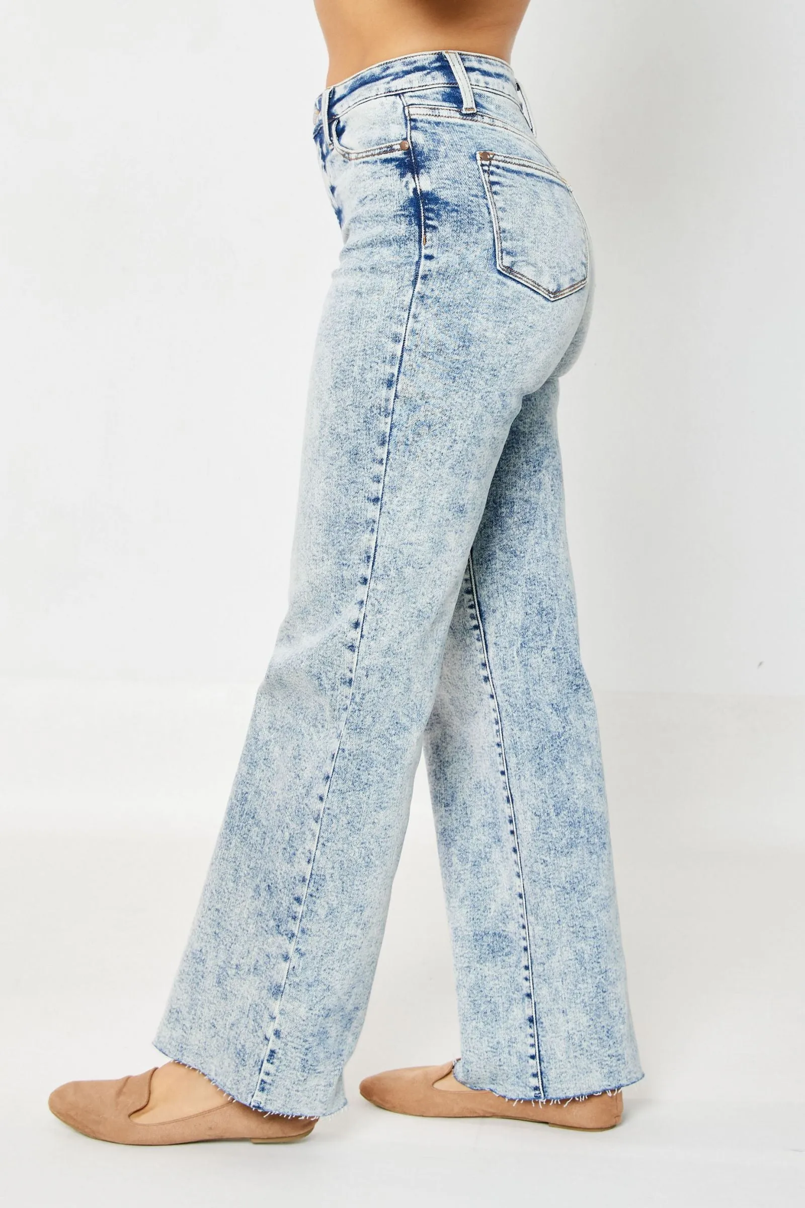 Judy Blue Reg/Plus Mineral Wash Raw Hem Wide Leg Jeans