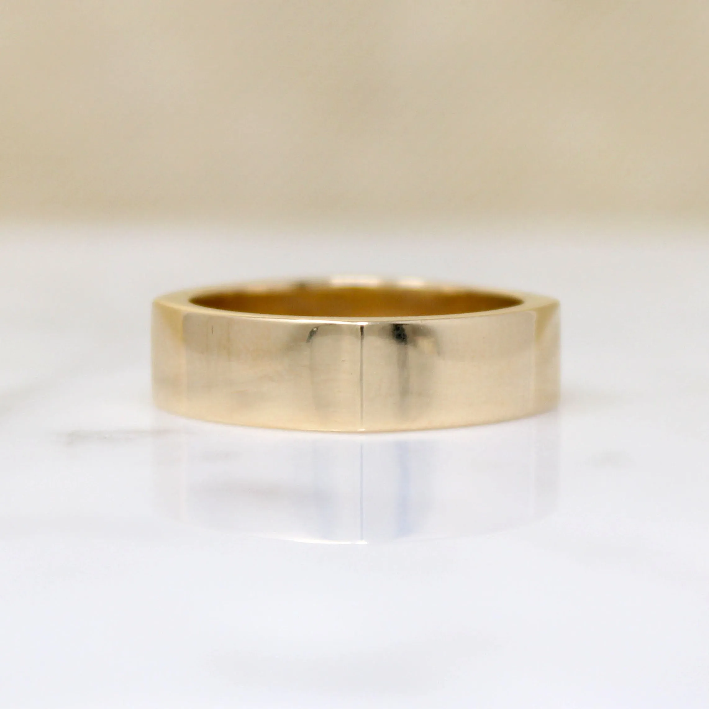 Long Facets Vintage 14k Gold Size 8 Wedding Band