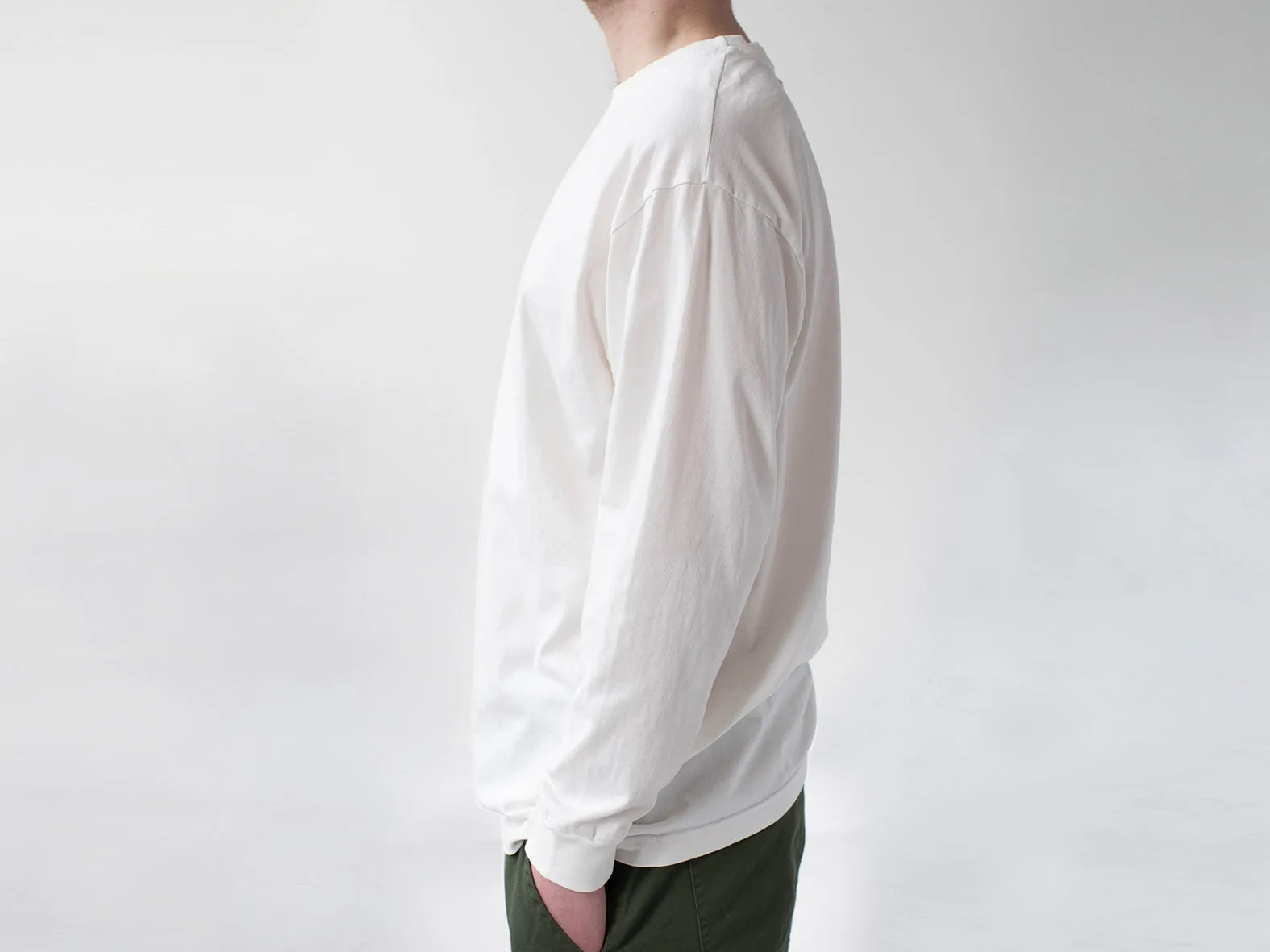 Nº A. OVERSIZE L/S TEE. WHITE.