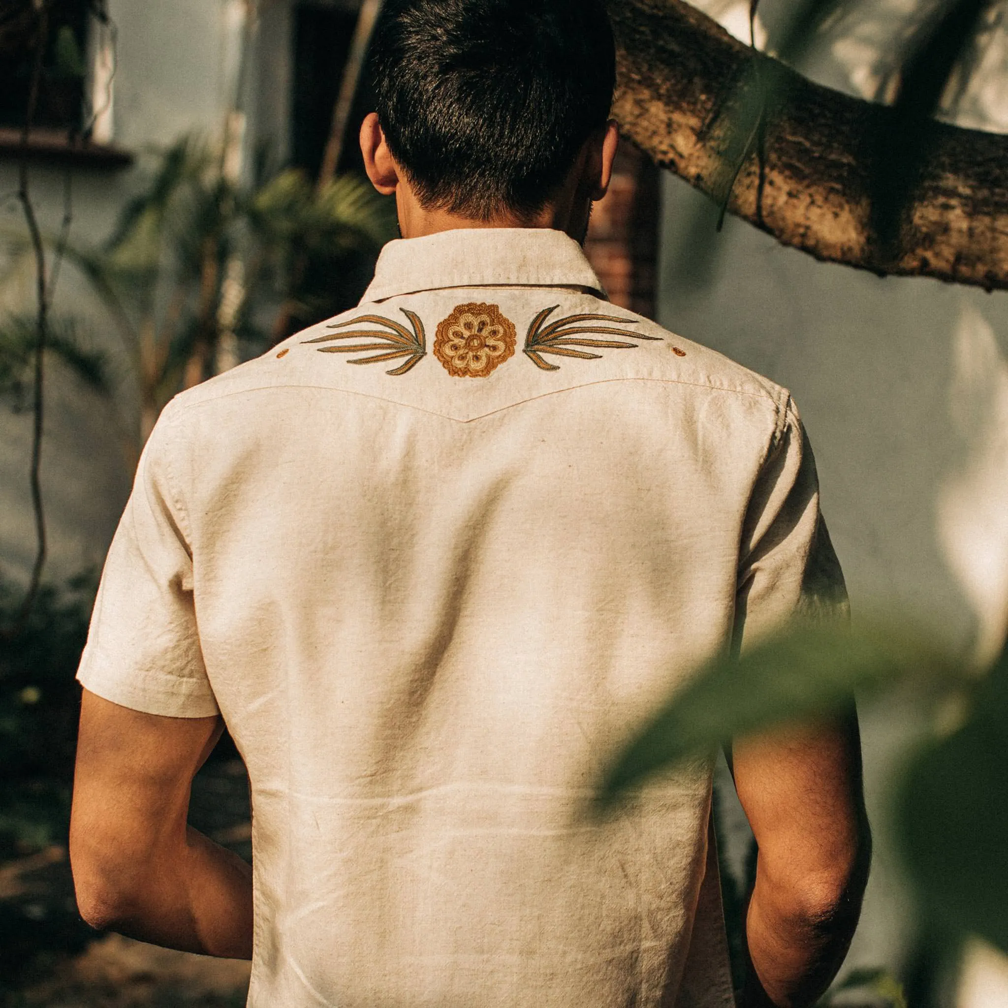 The Embroidered Short Sleeve Western in Natural