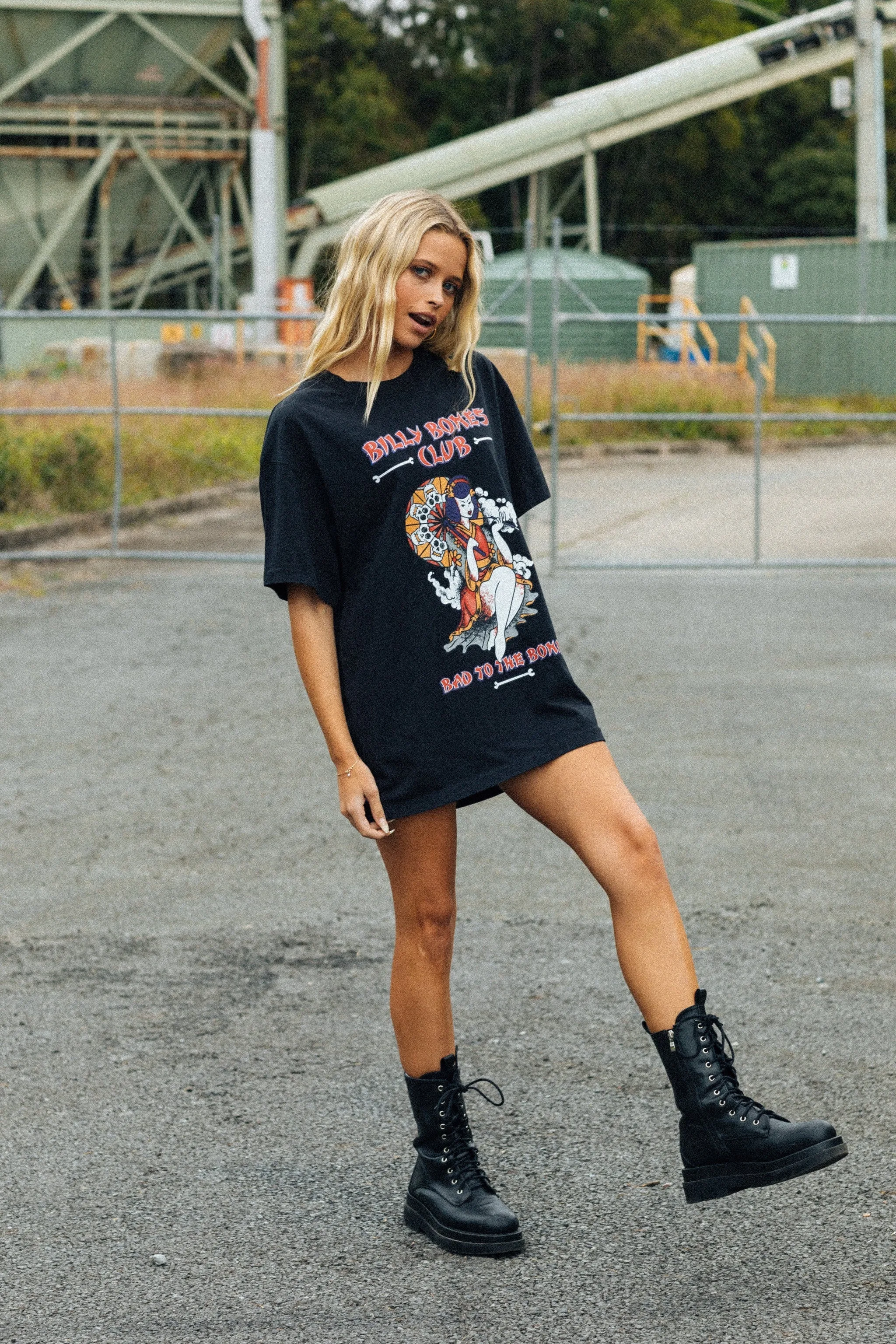 The Geisha Tee - Vintage Black