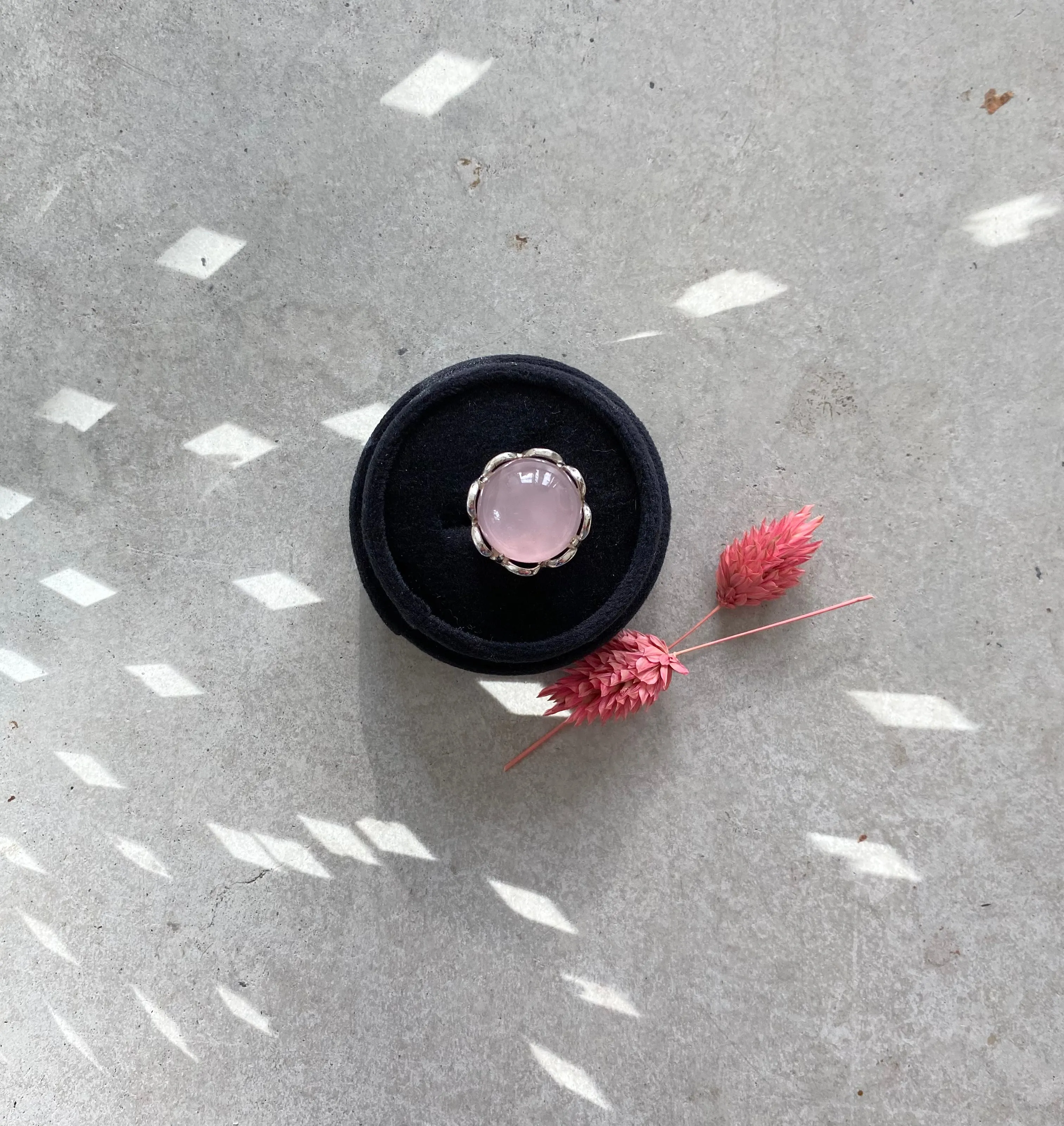 Vintage Silver Rose Quartz Ring